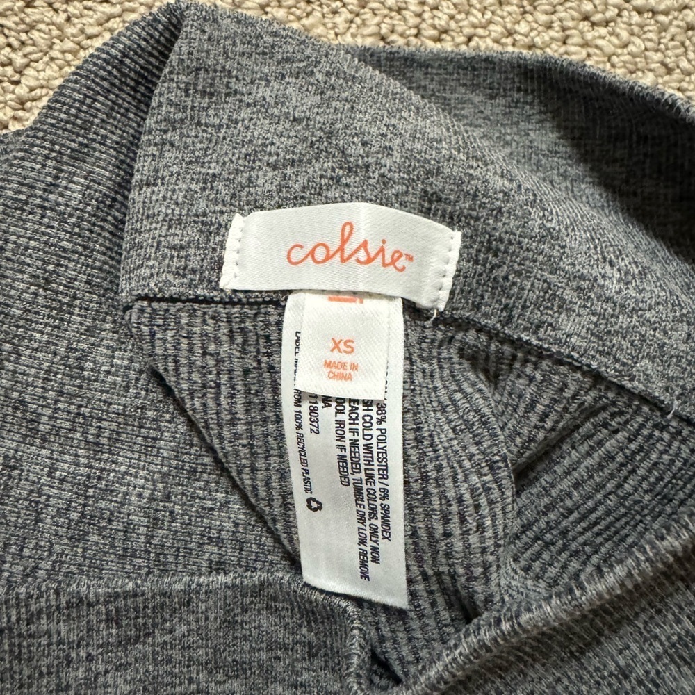 NWOT Colsie Dark Gray Women's Bike Shorts - Picture 3 of 3